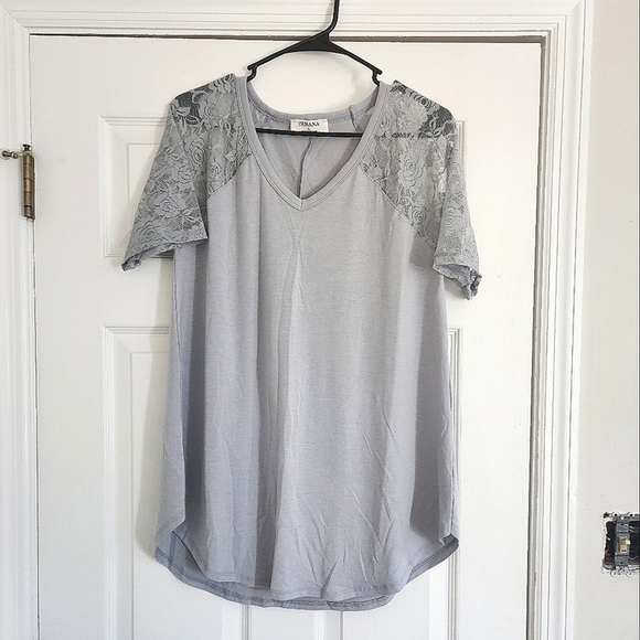 Zenana Outfitters Tops - NWOT Zenana Lace Sleeves V-Neck Gray